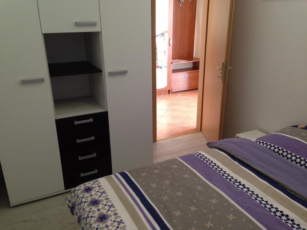Apartments Salvore スルベニ・ブル 部屋 写真